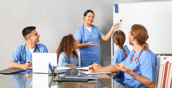 Gifts for Med School Students: Practical, Stylish & Thoughtful Ideas